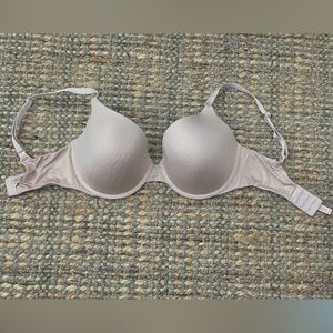 Victoria’s secret sparkly bra